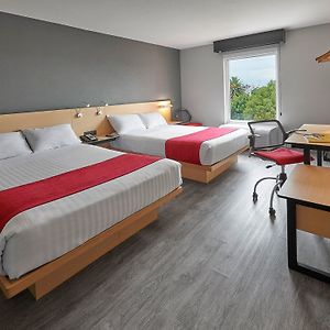 City Express By Marriott La Raza